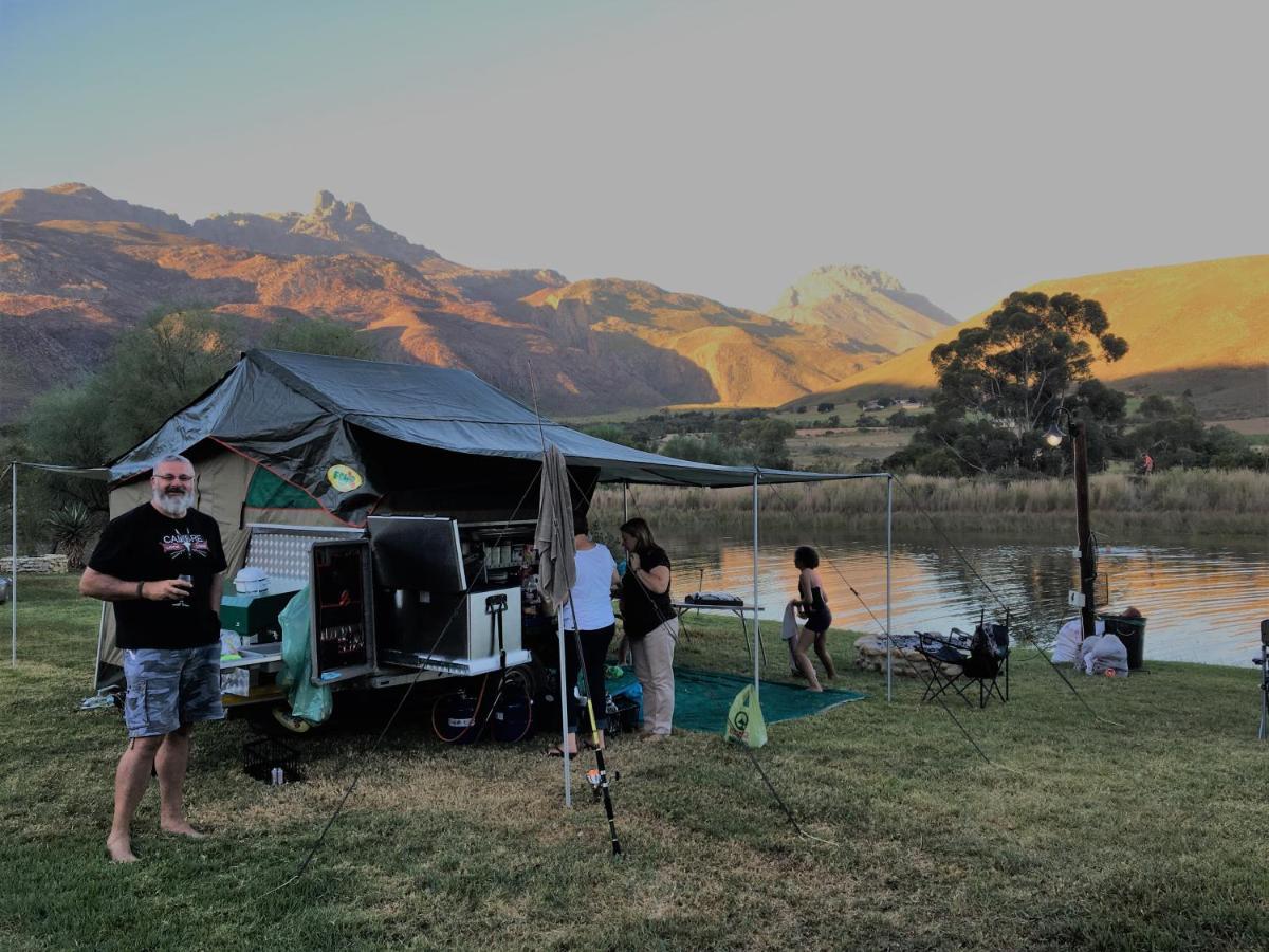Hotel Oaksrest Vineyards Guest Farm Ladismith Exterior foto