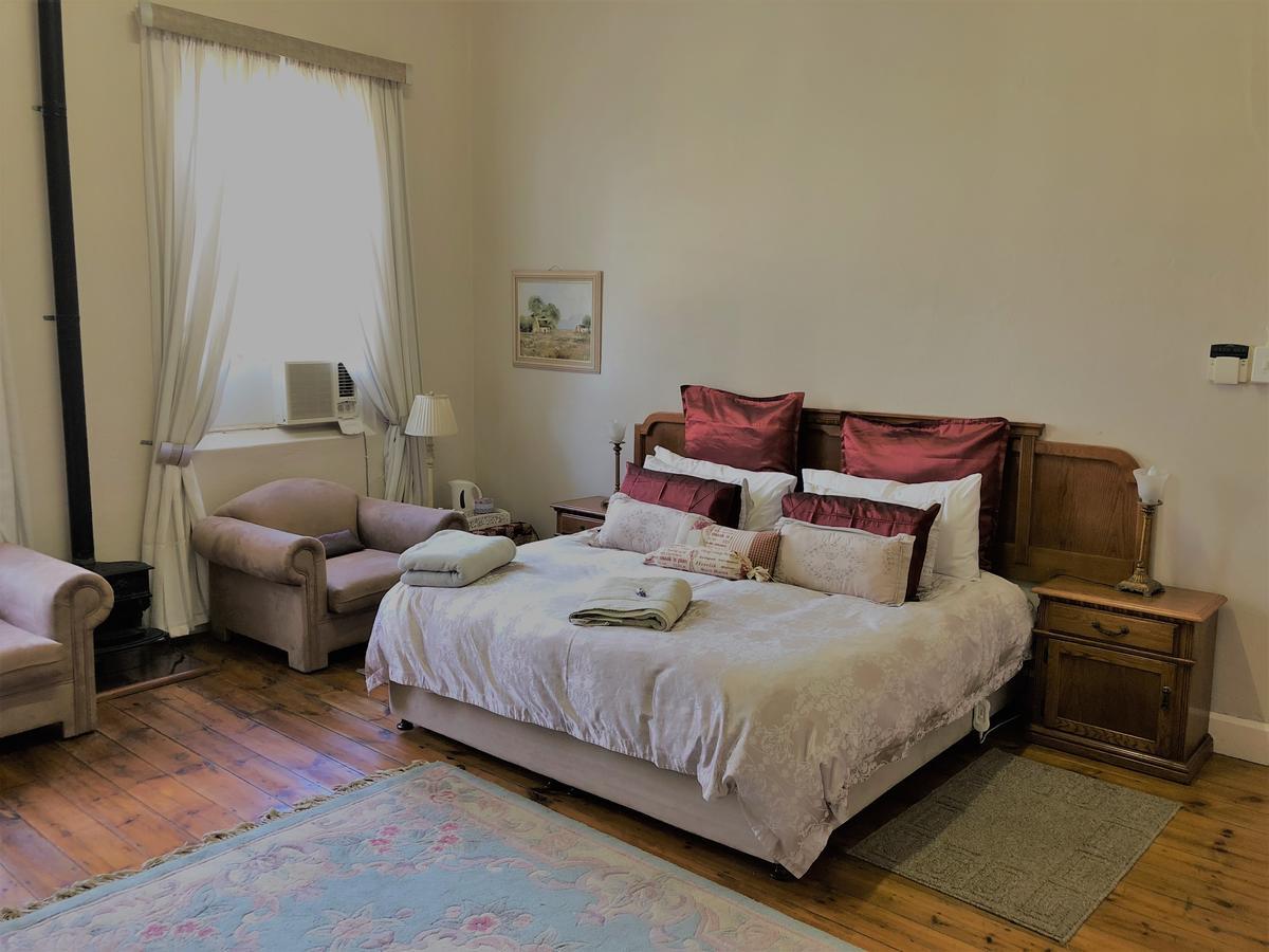 Hotel Oaksrest Vineyards Guest Farm Ladismith Exterior foto