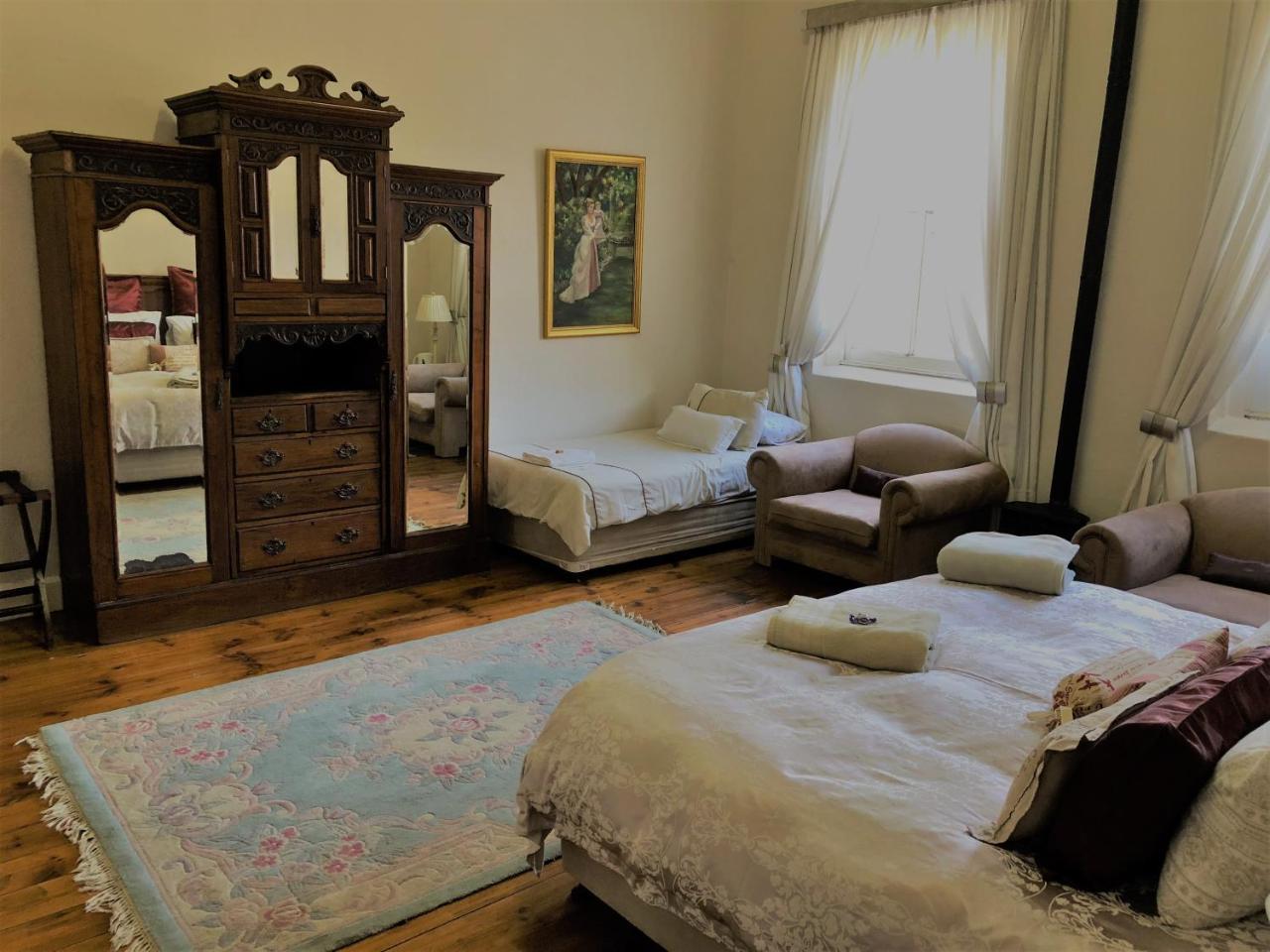 Hotel Oaksrest Vineyards Guest Farm Ladismith Exterior foto