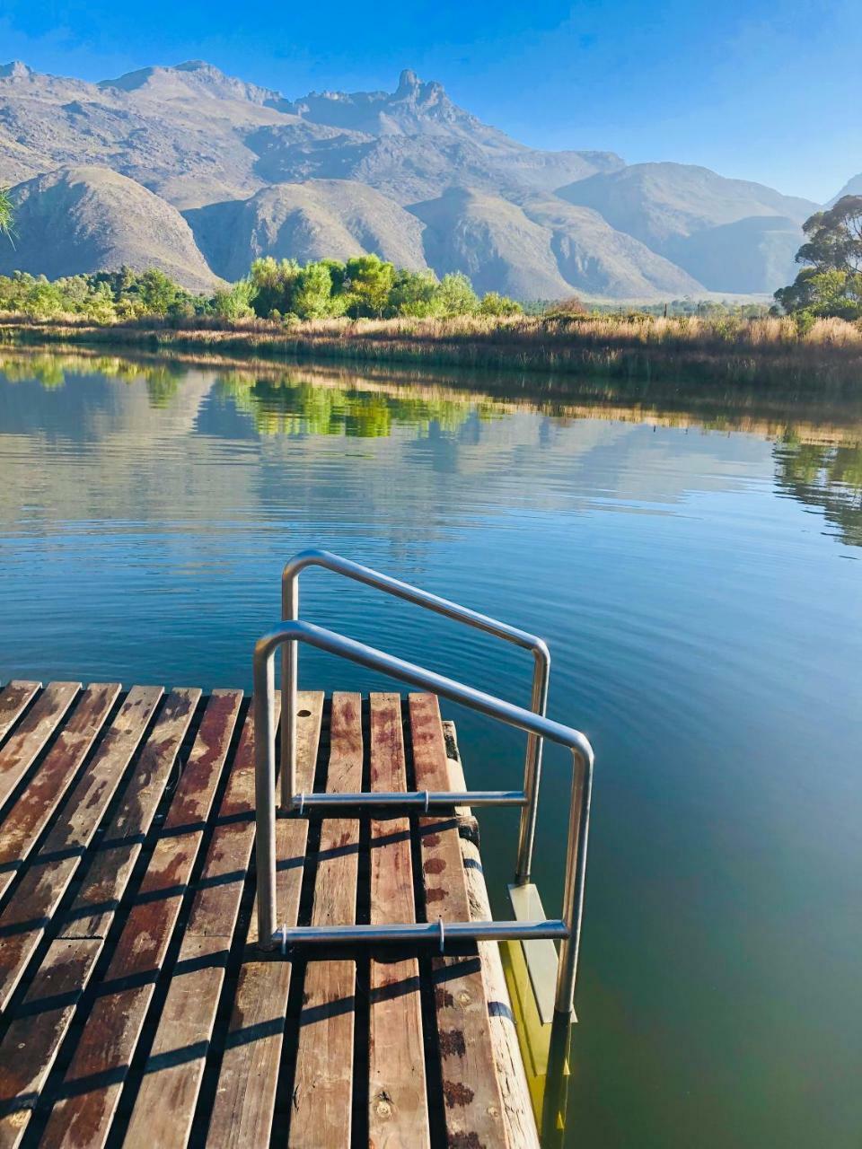 Hotel Oaksrest Vineyards Guest Farm Ladismith Exterior foto