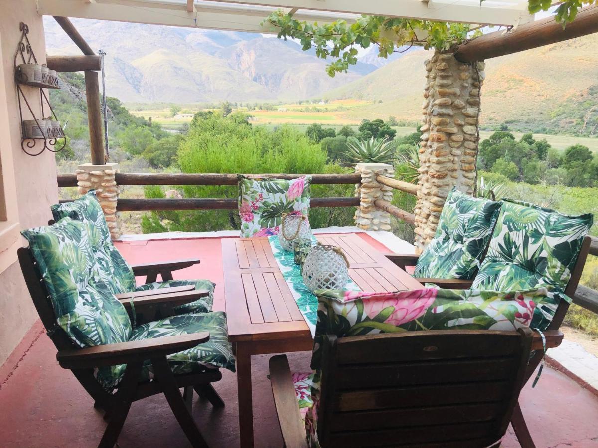 Hotel Oaksrest Vineyards Guest Farm Ladismith Exterior foto
